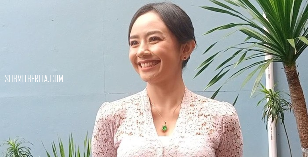 Ayu Puspa viral berkat tren Kim Seon Ho Smile Challenge
